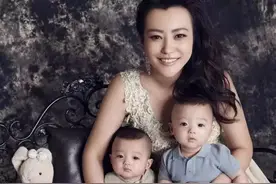 事实证明，与两个儿子相依为命的郝蕾，早已走上另一条人生大道图片