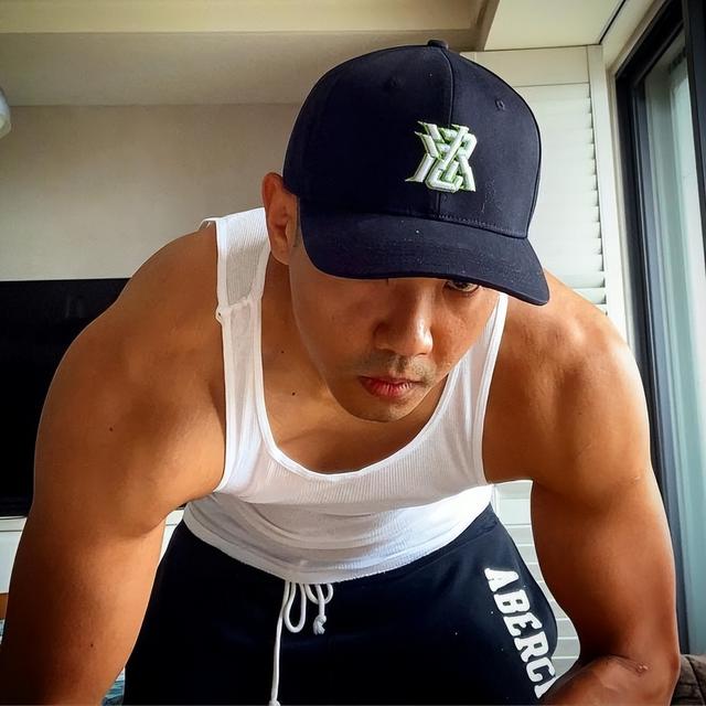 港媒曝范玮琪王力宏4人激情视频！画面全裸辣眼，周杰伦早有暗示