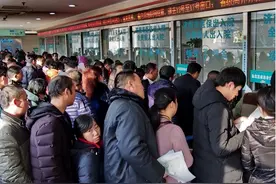 中国最大医院晒收入，日入6000万却在亏损边缘，钱进了谁的口袋？图片