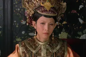 《甄嬛传》四大爷真没疑心过纯元皇后的死因吗？一处细节说明一切图片
