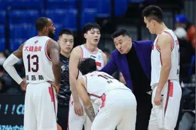 广东男篮离队第四人出炉，7冠功臣被杜锋放弃，或就此退役图片