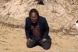 反转了！跪地求水孙国友是网红，与双马煤矿争夺水源有狗咬狗之嫌图片