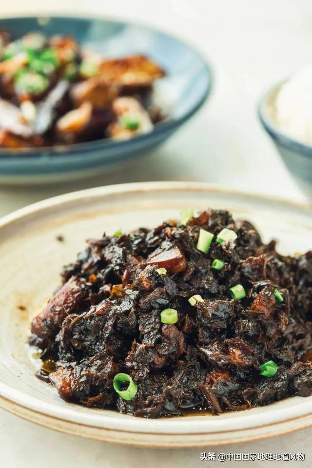 在中国，为什么北方的臭豆腐一枝独秀，南方的臭豆腐百花齐放？