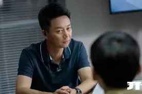 “反派专业户”刘奕君，竟被传绯闻摸手小鲜肉，疑似“塌房”？图片