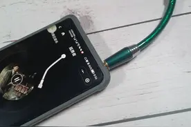 好的音质=好音频设备+开博尔镀银AUX音频线图片