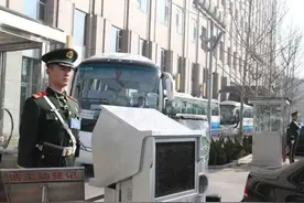 民间持有这3大武器是违法的，坚决不要碰！都了解一下图片