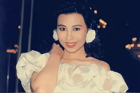 杨宝玲，三料选美冠军也是赌场大佬的女人，离婚后奋斗成为资本图片
