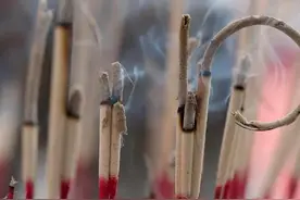 身边故事：西医治标，中医治本，那民间的看香人呢？图片