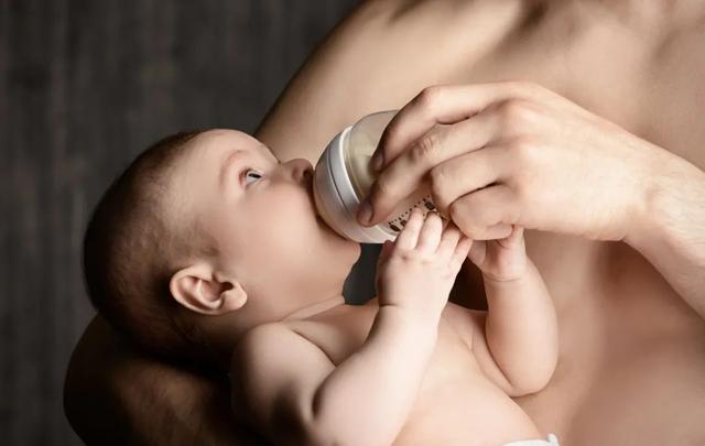 奶粉又出事了，这次是雅培！为宝宝选奶粉，这些千万早知道