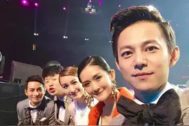 到底是谁在喜欢谢娜？多次被抵制又复出，三大靠山浮出水面图片