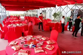 办宴席时，什么样的敬酒词，显得大方得体？行家：牢记“3句话”图片