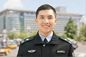 上海年轻保安和大龄保安工作有何区别？他们的工资差距有多少？图片