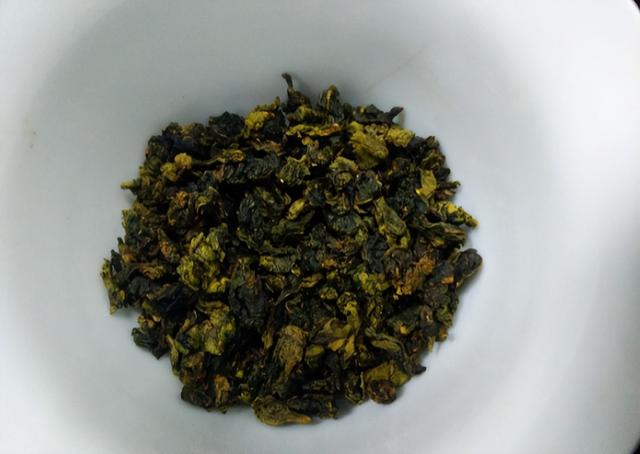 寒冬选茶不易，乱喝吃亏！这3款茶是很多人喝茶的首选，温和好喝