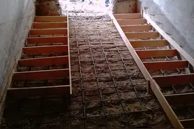 地下车库坡道说砸就砸？杨浦这个团队专治小区难题→图片