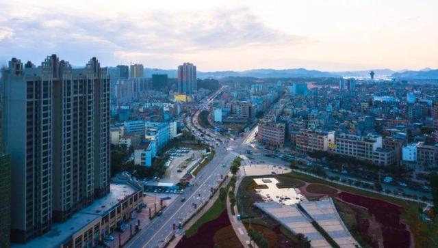 坡县是哪里(<bǎi>色可读百) 坡县是哪里(<bǎi>色可读百)