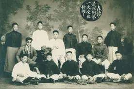 保定西大街宇良（化真）照相馆红色大事记图片