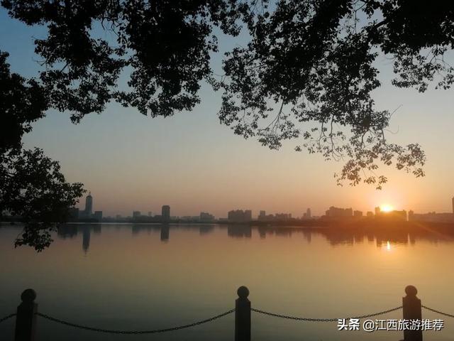 刚刚！正式通车！南昌地铁4号线来了