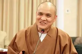 39岁狠心出家,妻子苦等15年，还俗归来一幅画1173万,如今直播教画图片