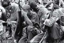 1979年，我军一张照片令越南胆寒！许世友：摄影干事立下一等功！图片