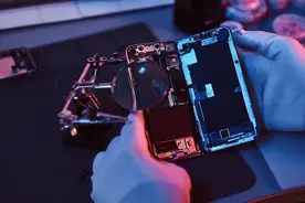 线上李鬼、线下狠贵！揭秘手机维修“连环套”图片