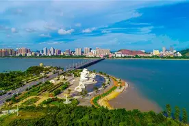 凭祥与东兴，同位于中越边界，到底谁更发达？图片