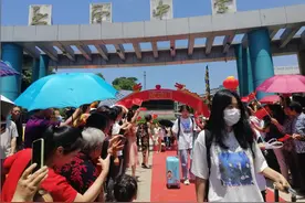 一路向阳，圆梦高考——烈面中学举行2022届高考壮行送考活动图片