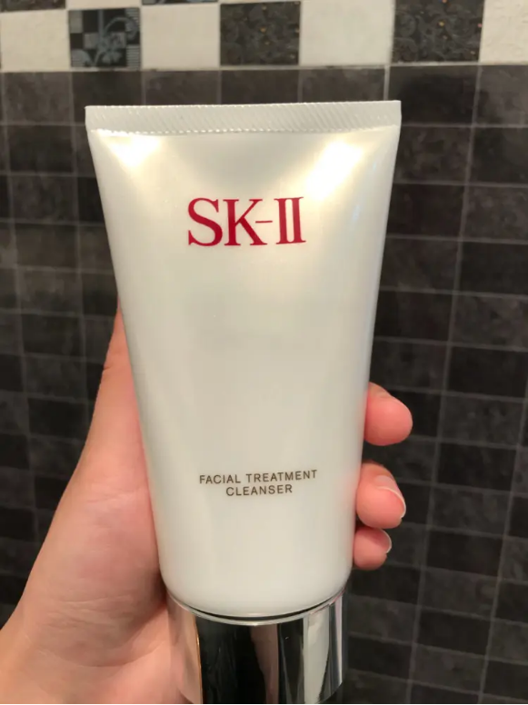 300元适合夏天的洗面奶，混油皮洗面奶怎么选？