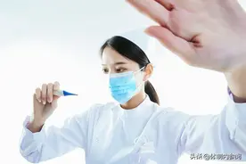 护士长比主治医师收入还高？升职加薪太忙太累图片