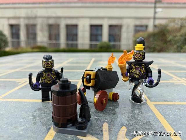 试玩乐高80041：龙小娇战机，与齐小天合体初体验