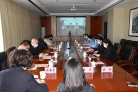 北京市检察院、河北省检察院与河北省女子监狱联合开展“难忘母亲节——亲情会见暨帮教座谈”活动图片