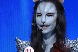 猫脸女孩上非诚勿扰相亲，不料10年内没人敢牵手，卸妆后结局如何图片