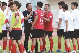 苏超现场，26000人为何为1个替补疯狂？图片
