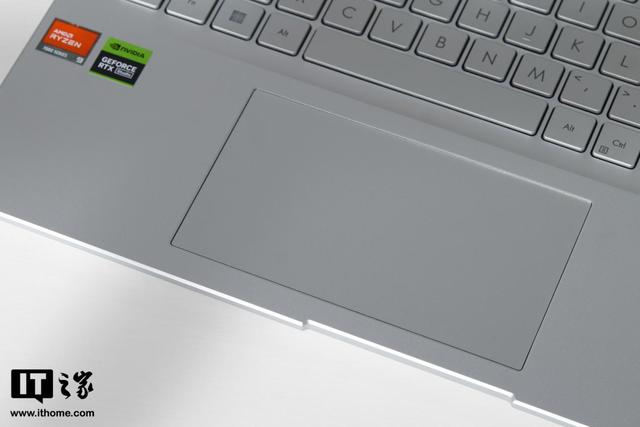 ��˶��ηPro15 2023���⣺��ѡ����ֵRTX�ᱡ��