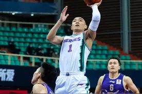 高诗岩与山东高速男篮签约，辽媒称转会费2500万创辽篮纪录图片