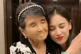 杨子的母亲刘丽芹：前儿媳太强势，黄圣依是她心中的完美儿媳图片