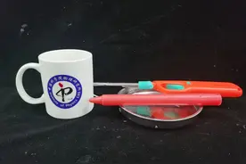 这一定是最有新意的生日蜡烛！| 正经玩图片