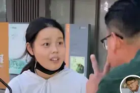 江西单亲妈妈19岁丧夫被婆家赶走，送外卖养女走红，现状怎样？图片