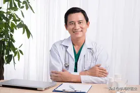 医生揭露狂犬病患者的恐水真相：病毒不进入血液，却能直击大脑图片