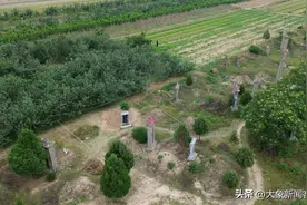 山西10岁男孩之死：再嫁的母亲与暴躁的继父 | 深稿图片