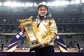 李铁肠子悔青！郝伟失联后，曝贾秀全、李霄鹏被查，涉及女足图片