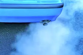 柴油发动机冒蓝烟的原因分析和故障维修处理方法图片