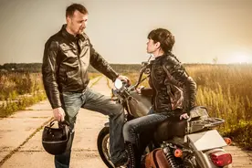 十大贵到“怀疑人生”的摩托，堪称天价“肉包铁”，你骑过哪一个图片