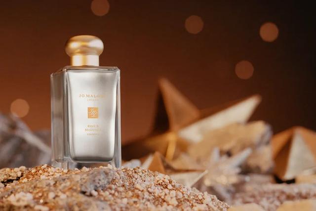 芬展幻彩美白身体乳