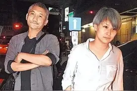 73岁徐克惹争议，与前妻丁克几十年，现任女友小三上位疑似怀孕图片