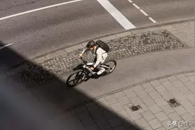 保时捷更新其两款电助力自行车图片