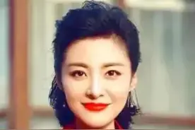 美女主持人周涛，知性优雅，才貌双全，惊艳迷人的写真照图片