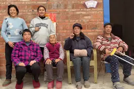 重庆00后女孩寻母21年，抖音助其团圆，“我是两个人的妈妈了！”图片