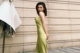 宋祖儿 ​​​​个人写真集图片