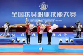 金牌月嫂成长记图片