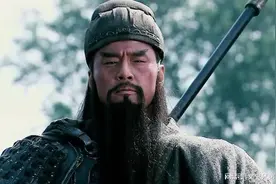 关羽为何能力压其余四人，成为五虎上将之首？原因有三图片